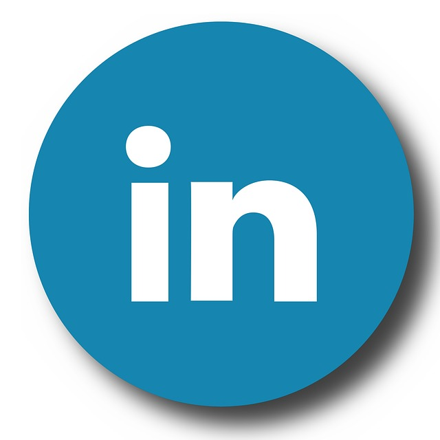 recruit real estate agents on LinkedIn