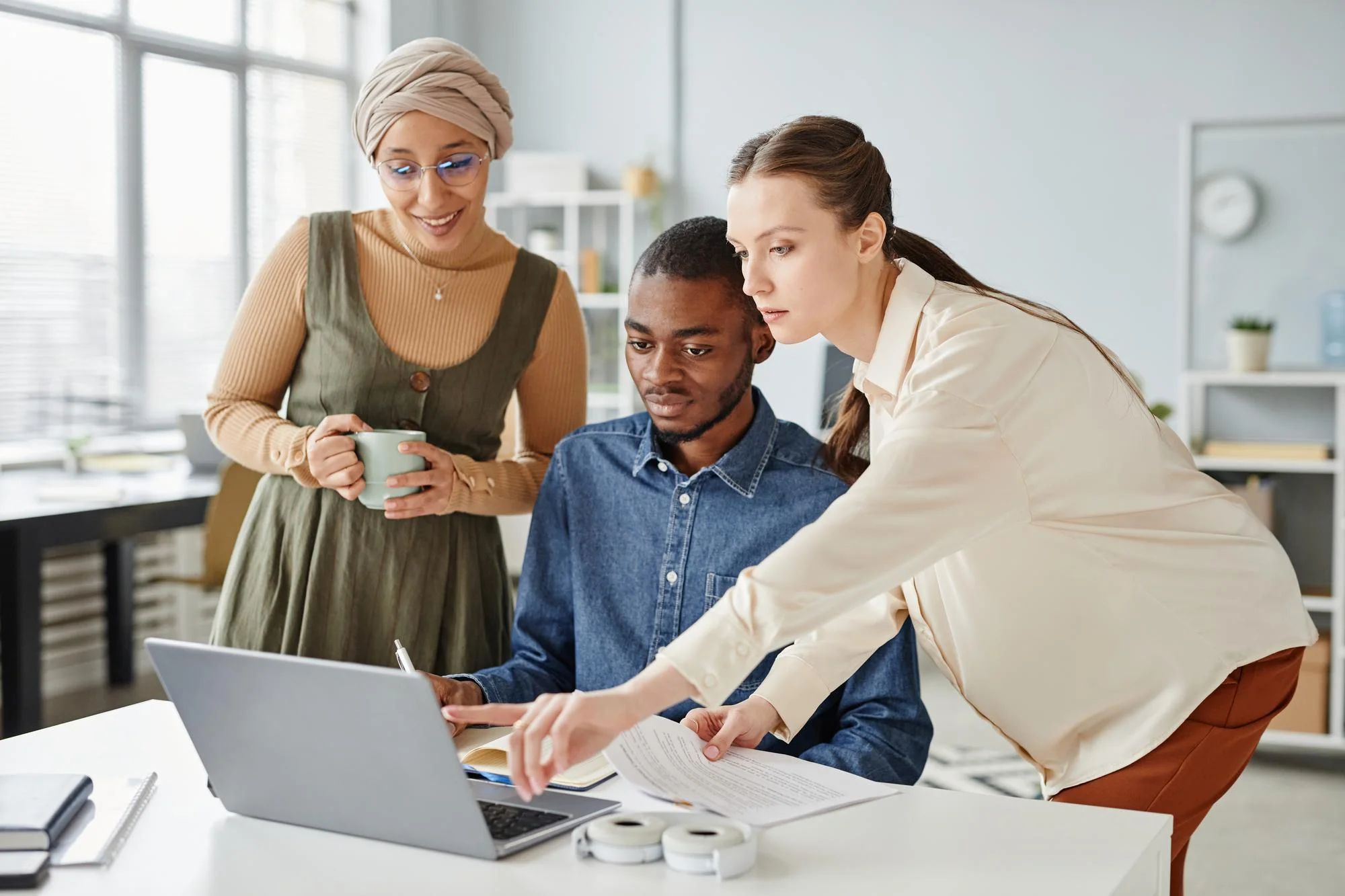 New agents going through the onboarding checklist